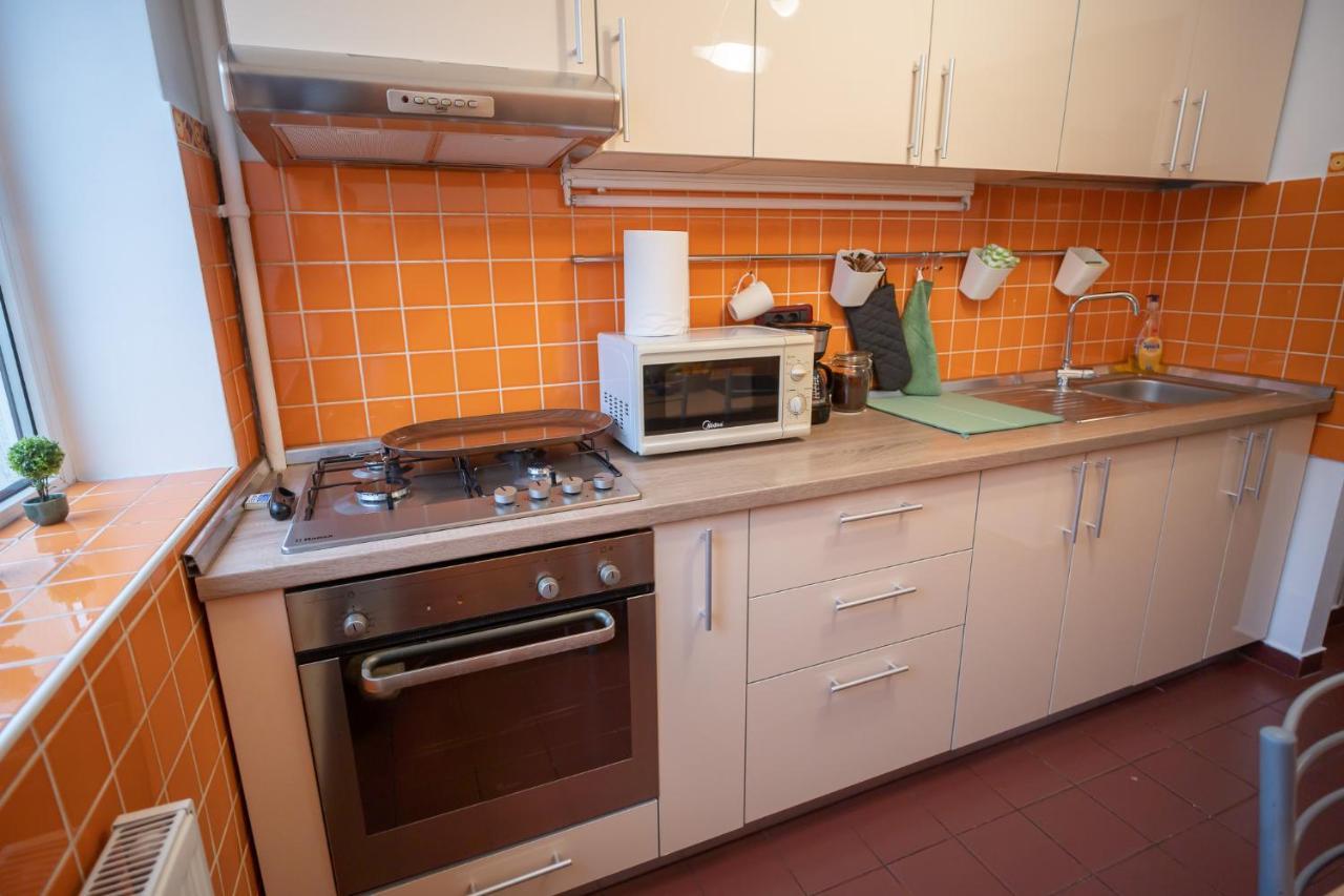 Spacious 2Br Dristor Apartment Bucharest Luaran gambar